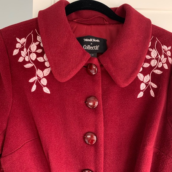 ModCloth x Collectif Coat Small UK 10 Vintage-Inspired Embroidered Cranberry - Picture 7 of 16